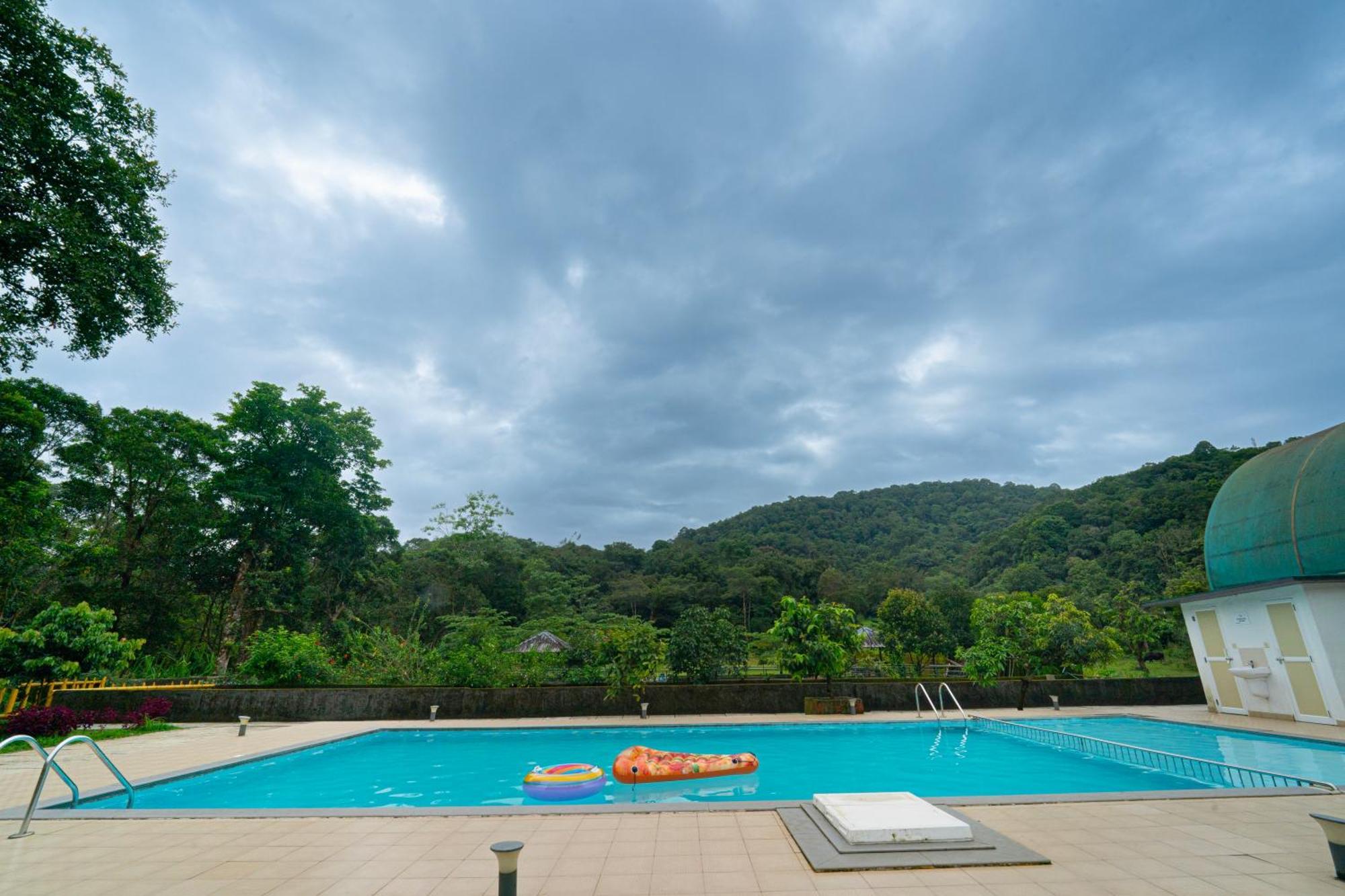 The Sanihara Hotel & Resort Vythiri Exterior foto